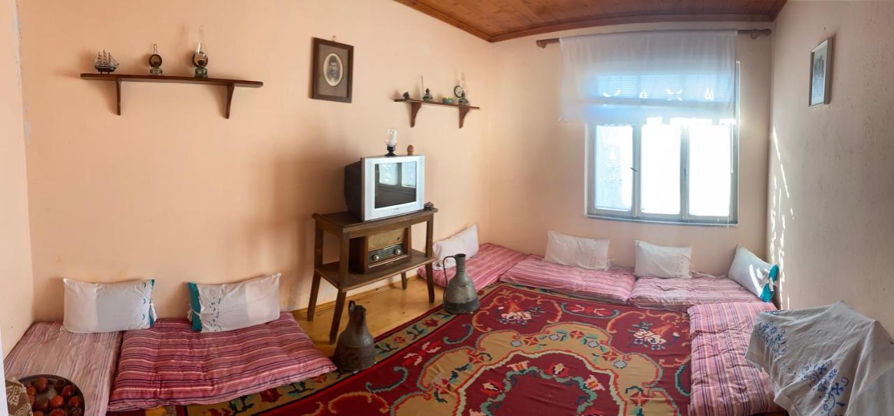 Krujë Vila Llulla מראה חיצוני תמונה